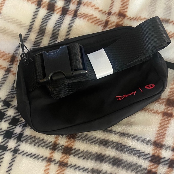 lululemon athletica x Disney Belt Bag - Picture 3 of 3